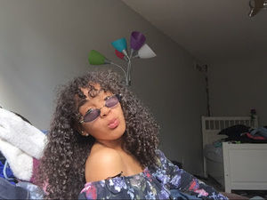 Meet your Posher, Kloe